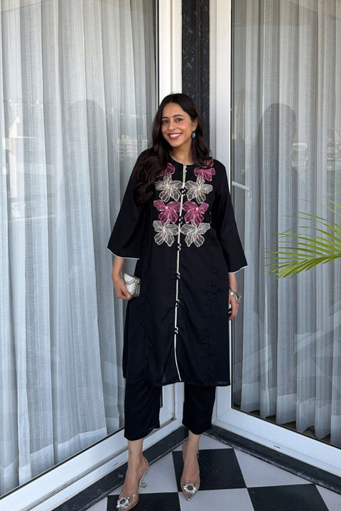 Adaah Black Rayon Slub Embroidered Kurta Set