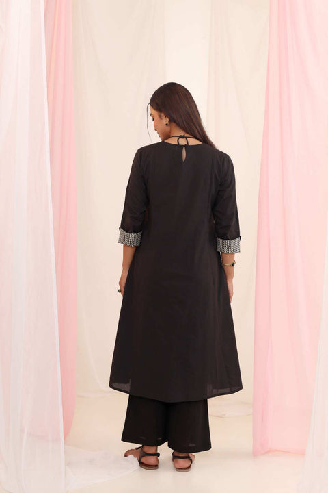 Chaandni Black Cotton Kurta Set With Beaded Necklace (Set of 2)