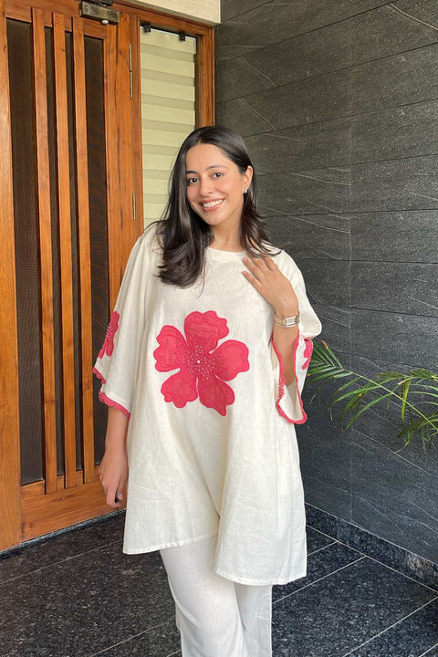 Pari Cotton Flex Patch-Embroidered Kurta Set
