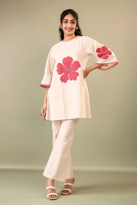 Pari Cotton Flex Patch-Embroidered Kurta Set