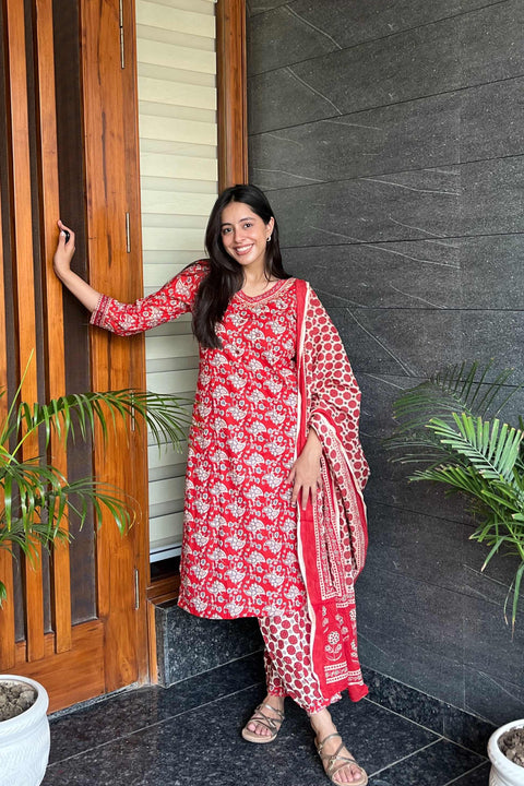 Gauri Cotton Handblock Printed Suit Set- Red (Set of 3)