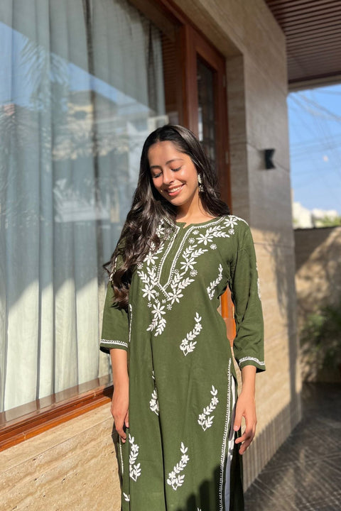 Zoya Cotton Rayon Chikankari Kurta- Green